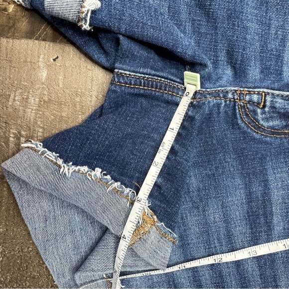 American Eagle Outfitters Midi Blue Jean Shorts Distressed Mid-Blue Wash size 2 - Picture 8 of 9